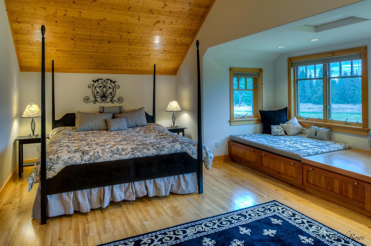 The Lodge At Trout Creek Bed And Breakfast Luaran gambar